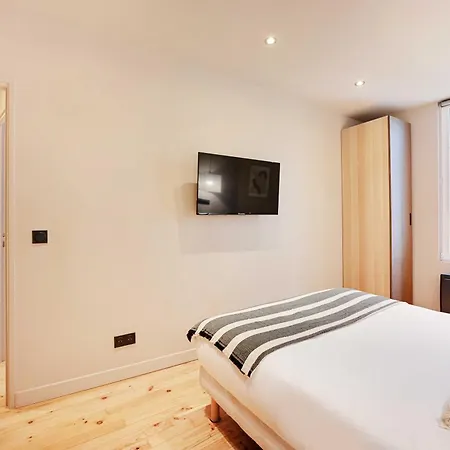 Charming - 2bd-10p - Buttes Aux Cailles باريس